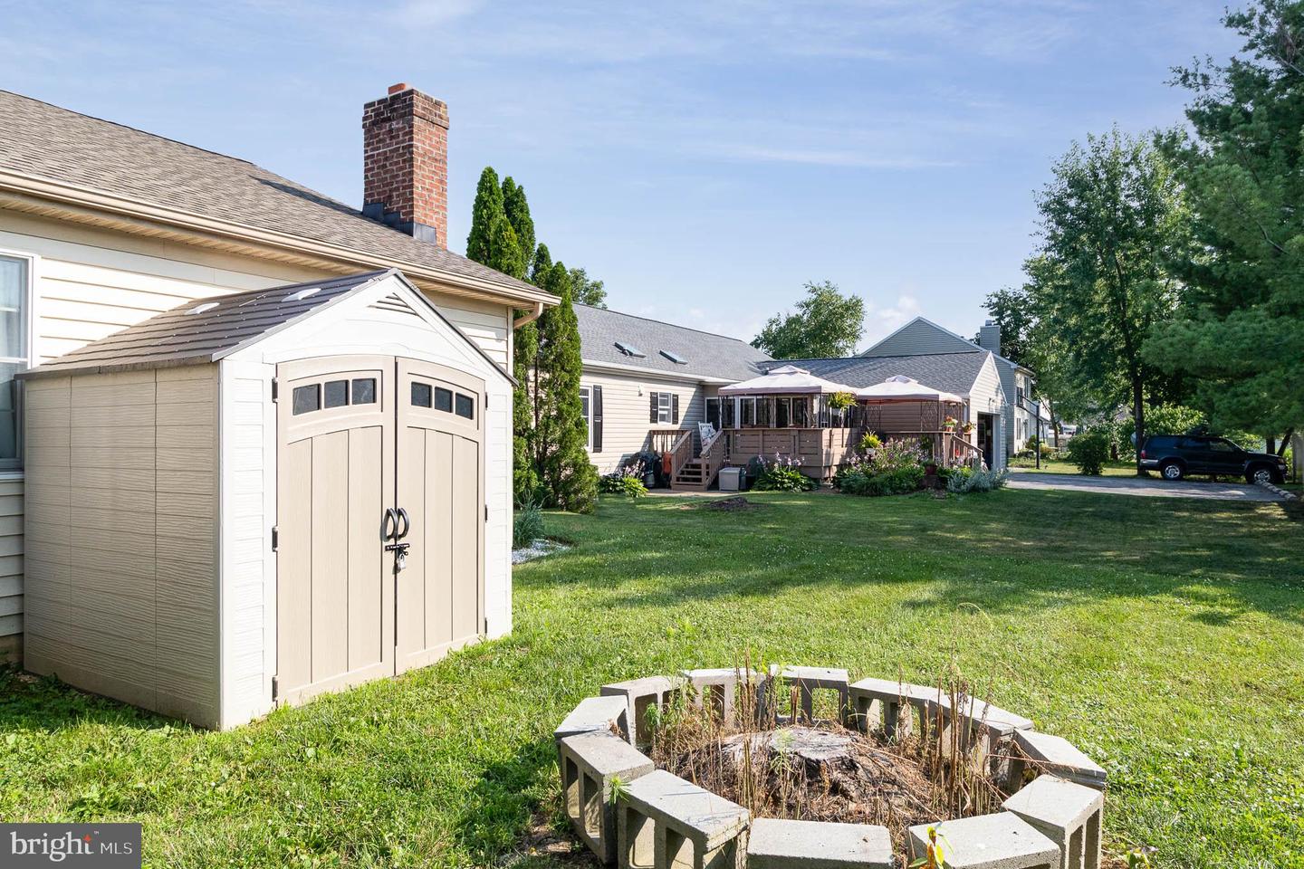 418 Dart Dr