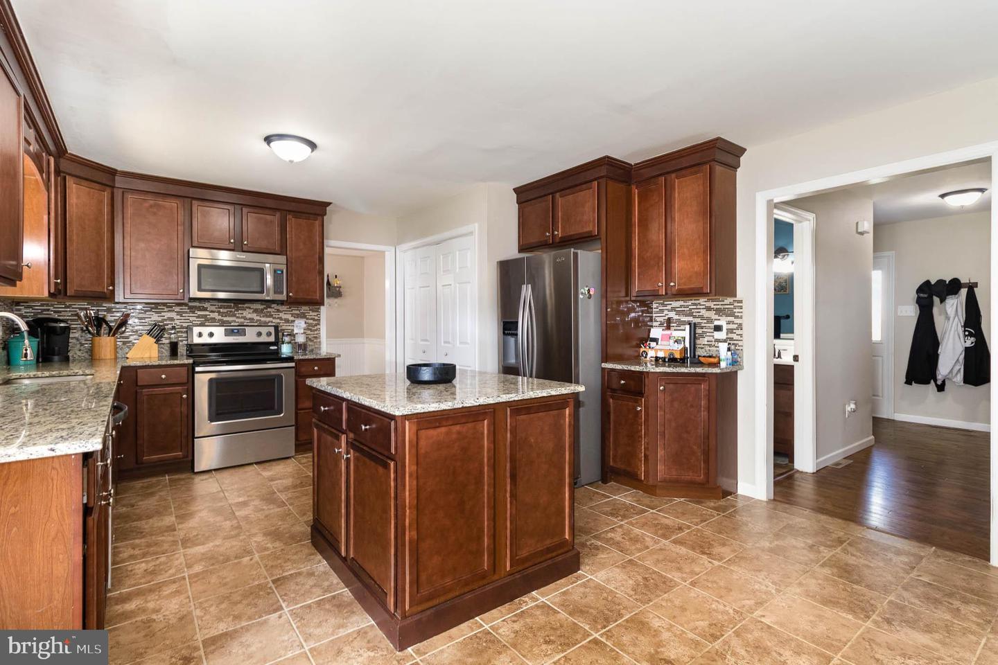 418 Dart Dr