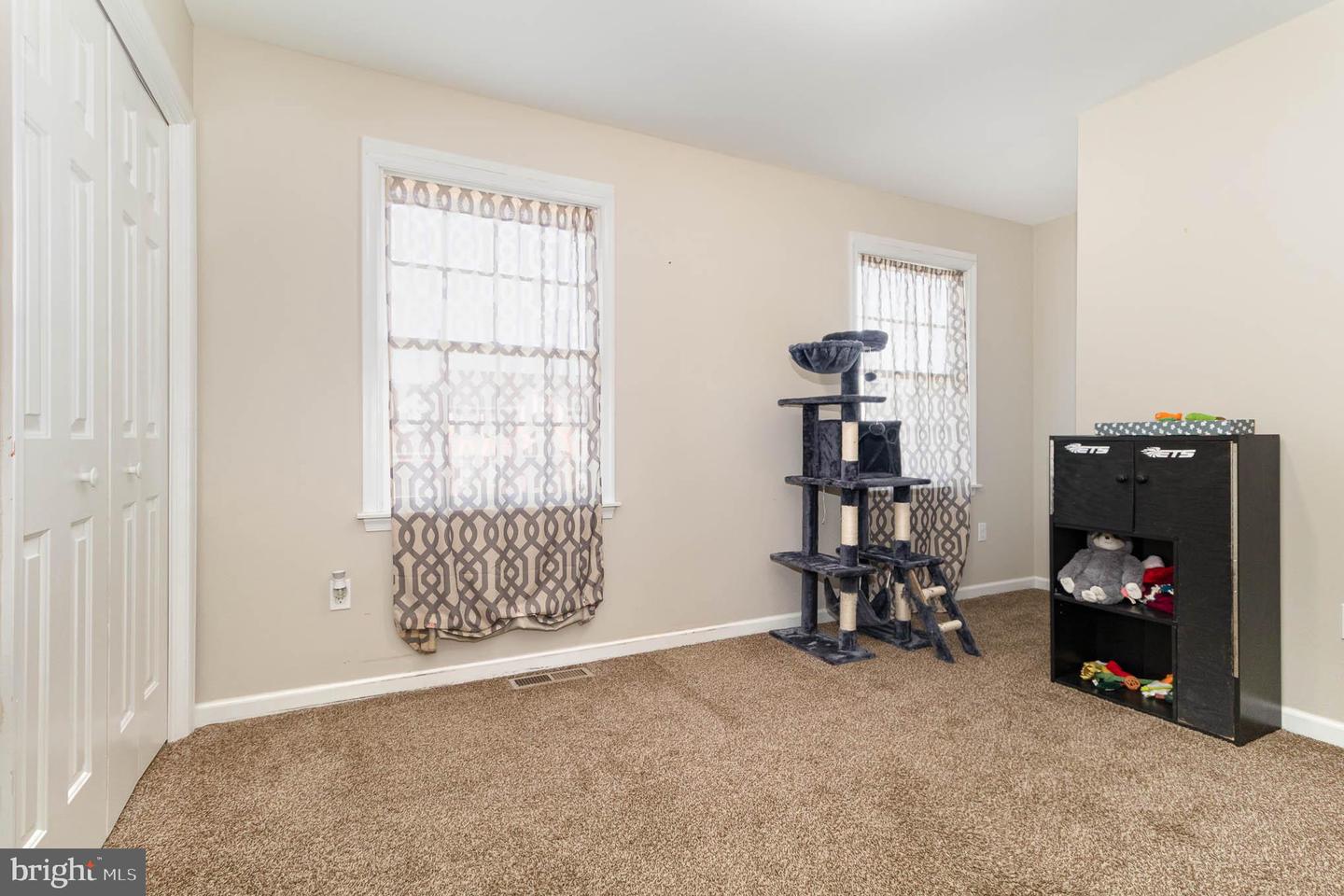 418 Dart Dr