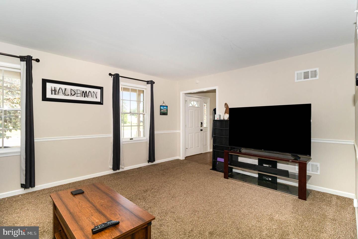 418 Dart Dr