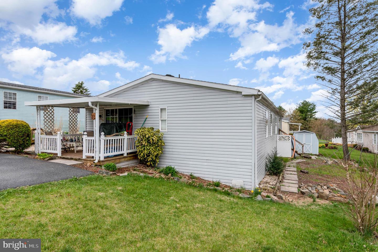 22 Audubon Park