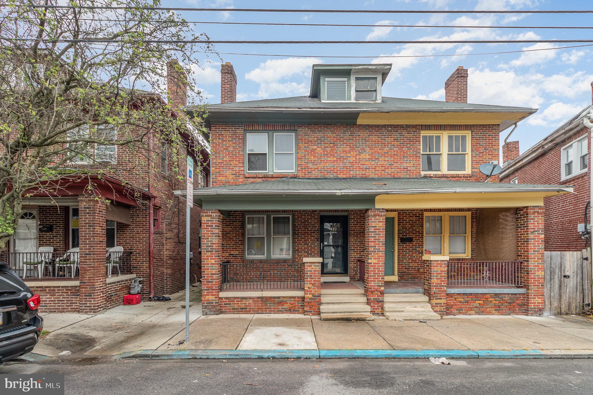 339 E College Ave