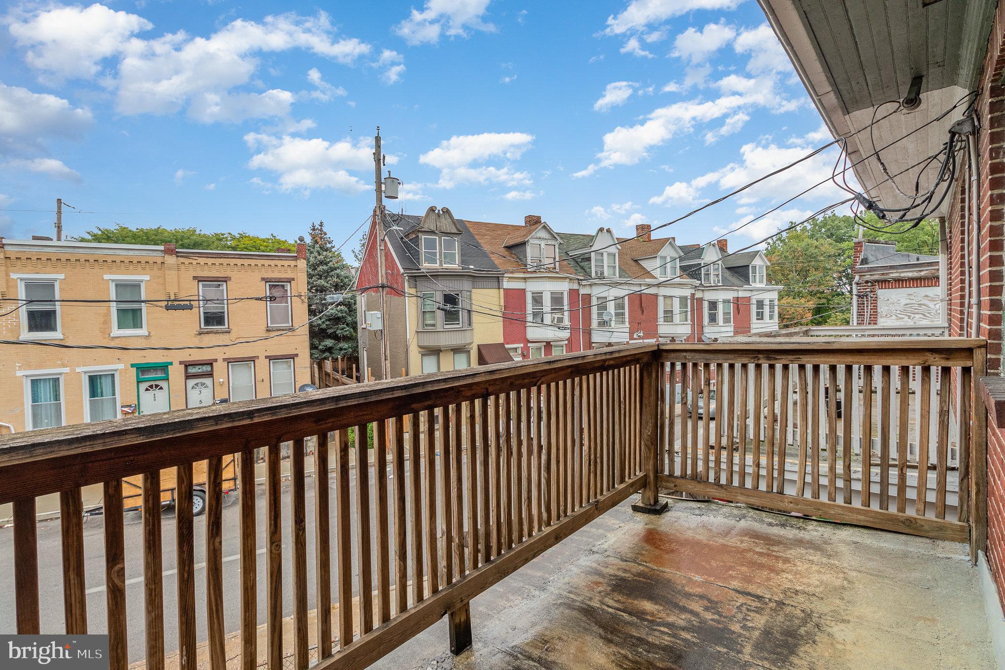 339 E College Ave