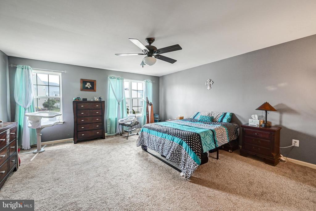 67 Menlena Cir