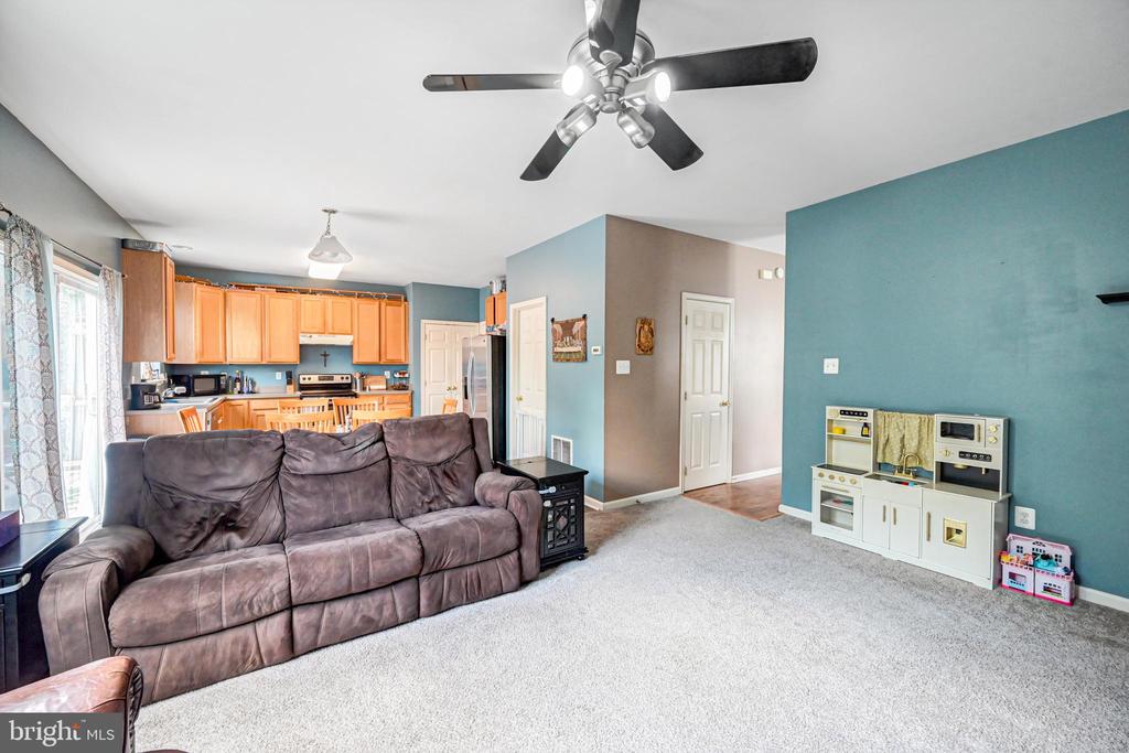 67 Menlena Cir