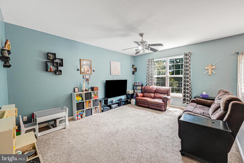67 Menlena Cir