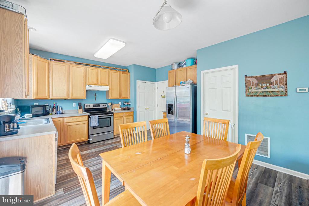 67 Menlena Cir