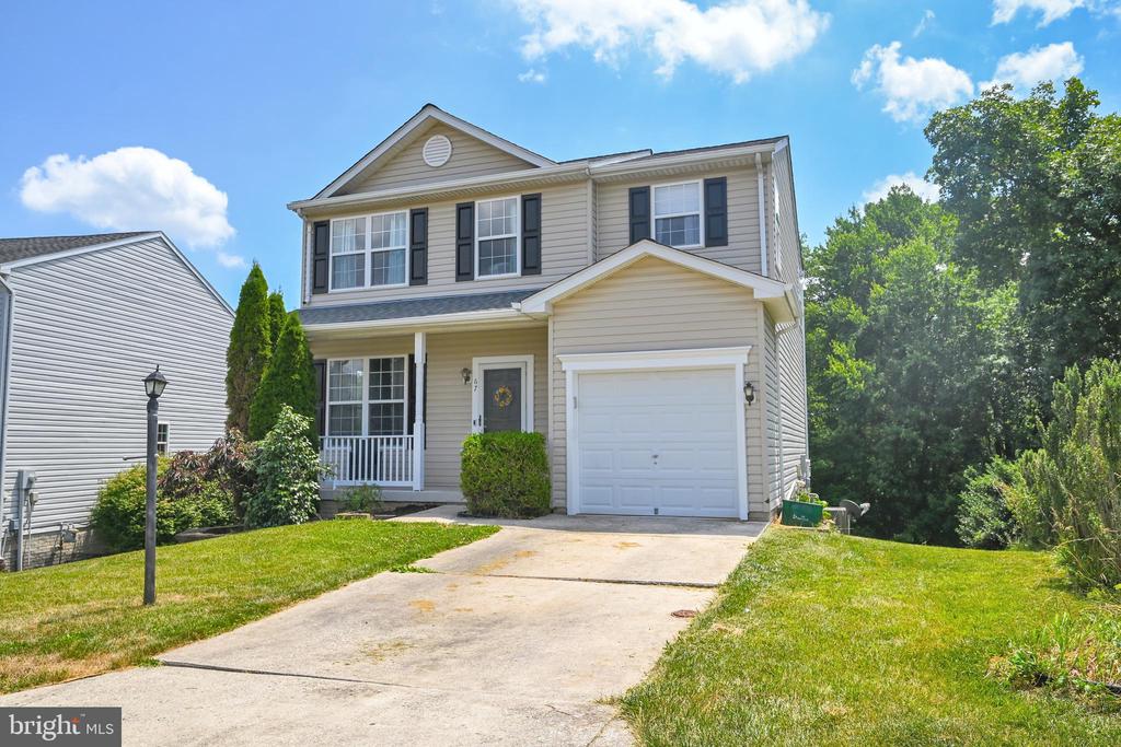 67 Menlena Cir