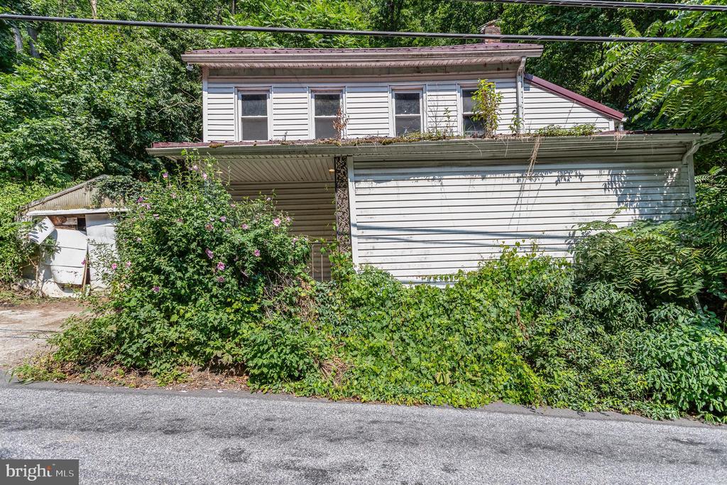 689 Bull Run Rd