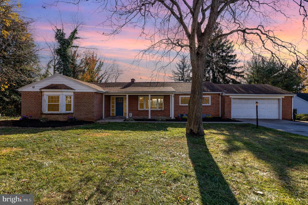 452 Waters Rd