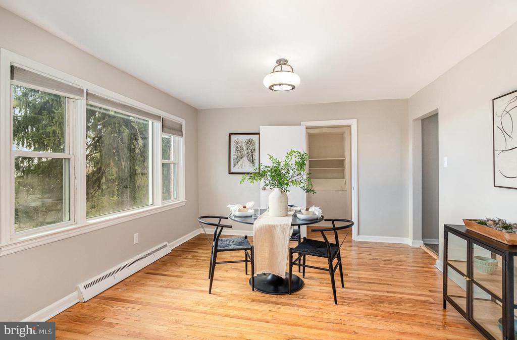 452 Waters Rd