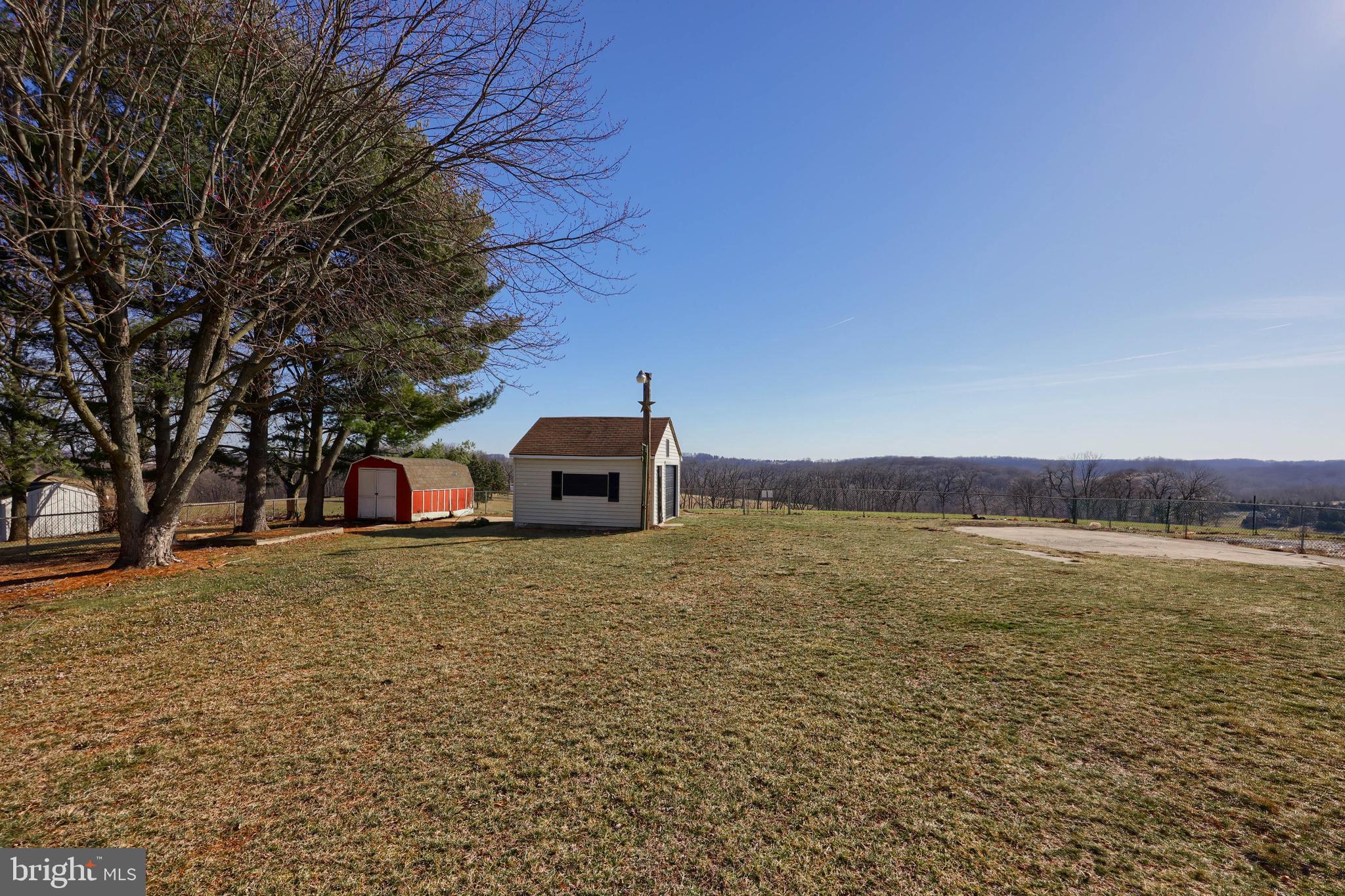 4946 Blue Hill Rd
