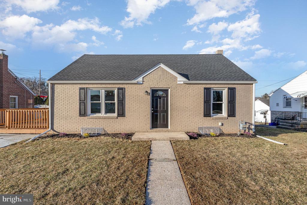 880 Hess Rd