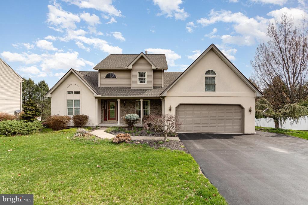 2024 Parkview Dr