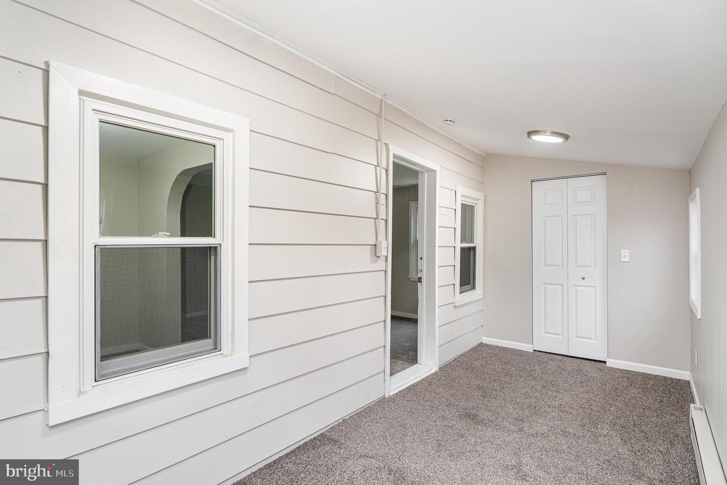 22 Esther Ln