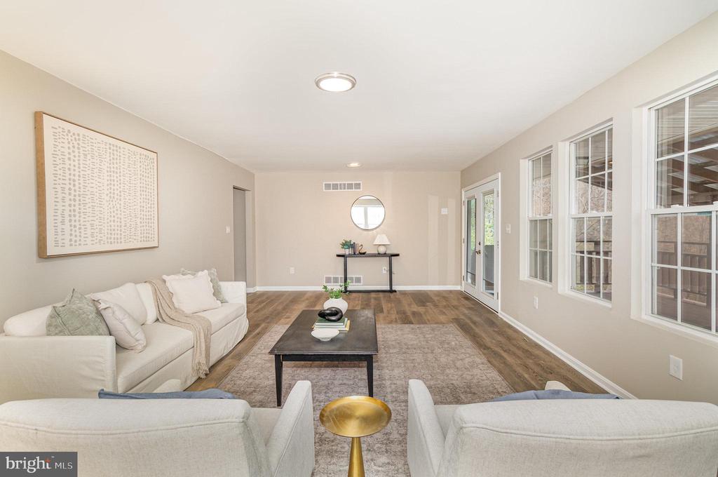 375 MEADOW TRAIL