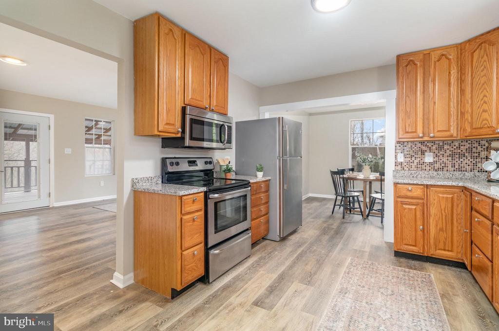 375 MEADOW TRAIL