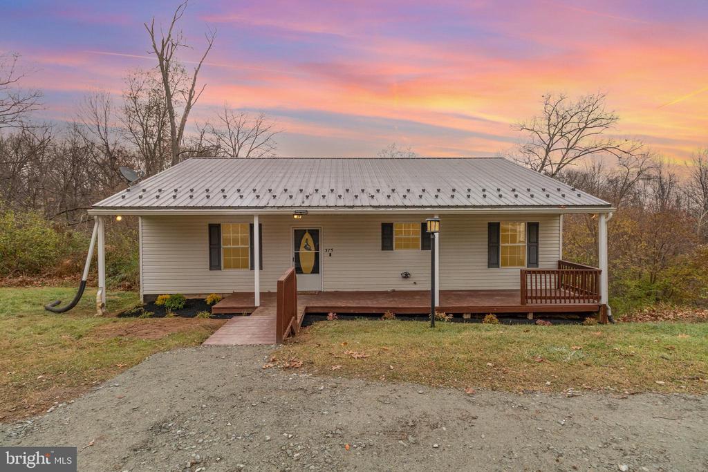 375 MEADOW TRAIL