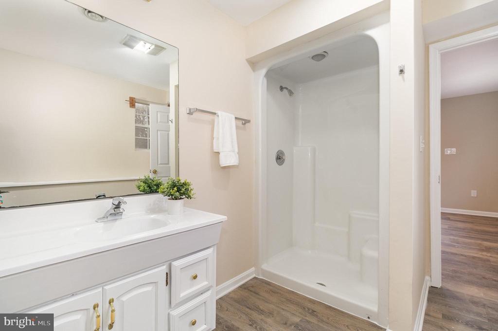 375 MEADOW TRAIL