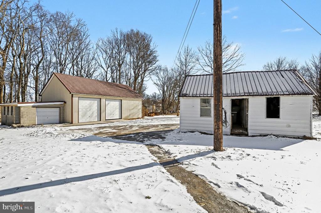 2689 STRICKHOUSER ROAD