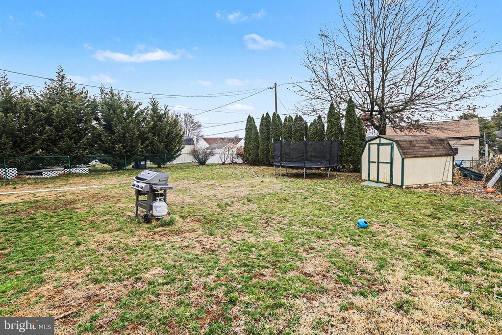 1330 CANTERBURY LANE