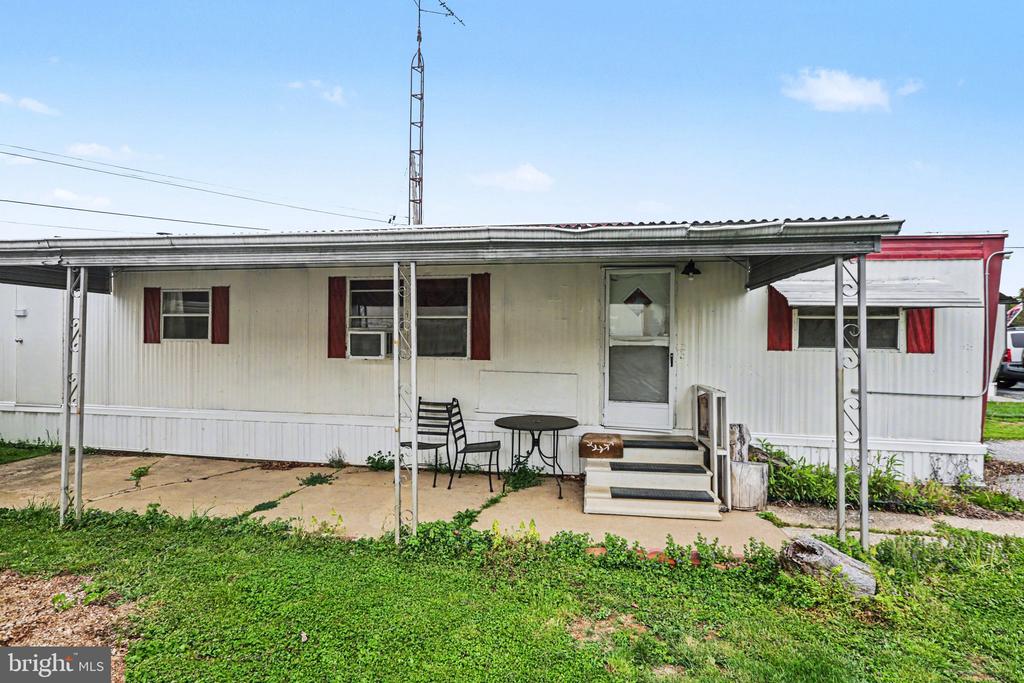 509 MIDDLEVIEW DRIVE