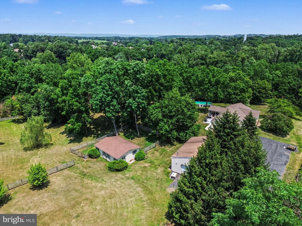 1144 OLD GETTYSBURG PIKE