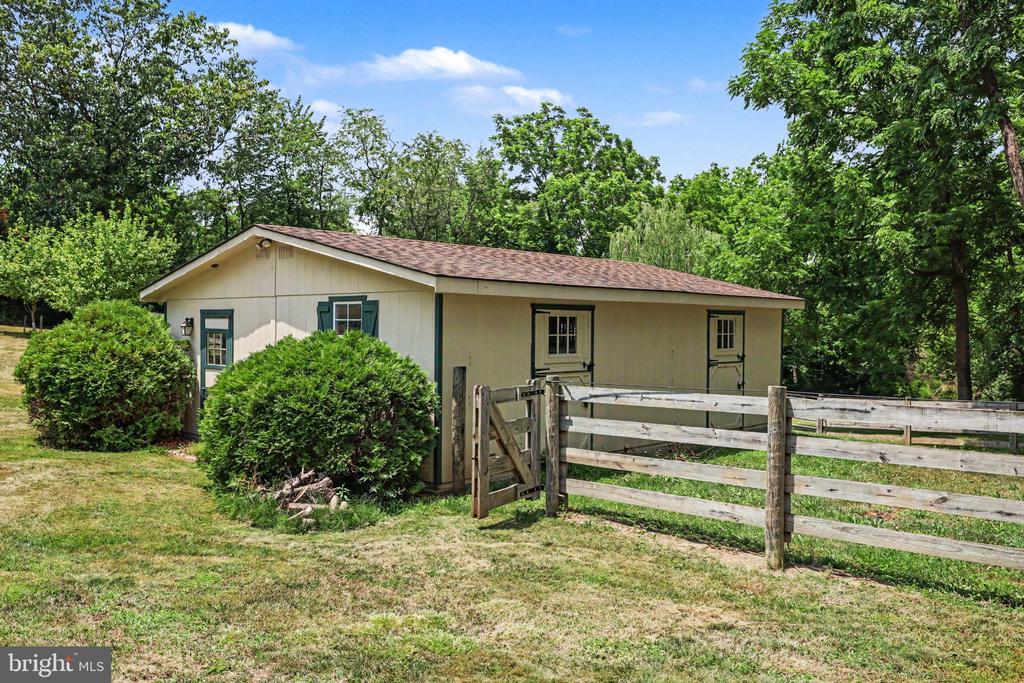 1144 OLD GETTYSBURG PIKE