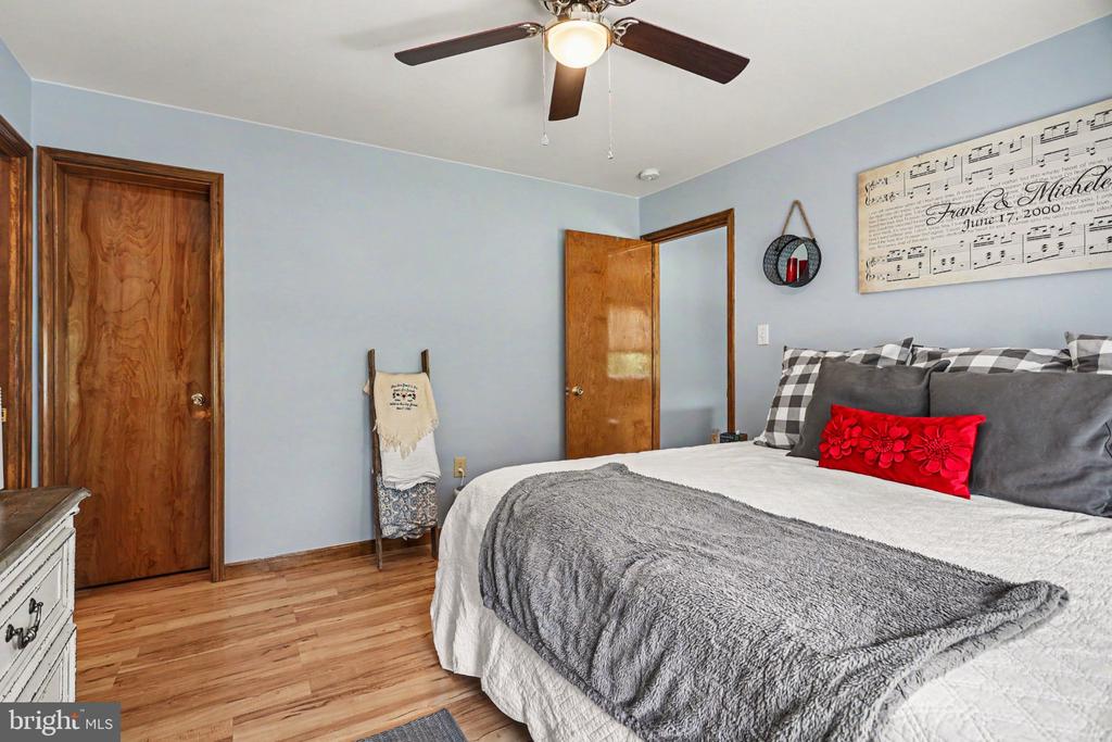 1144 OLD GETTYSBURG PIKE