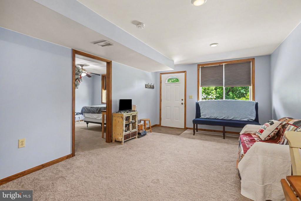 1144 OLD GETTYSBURG PIKE