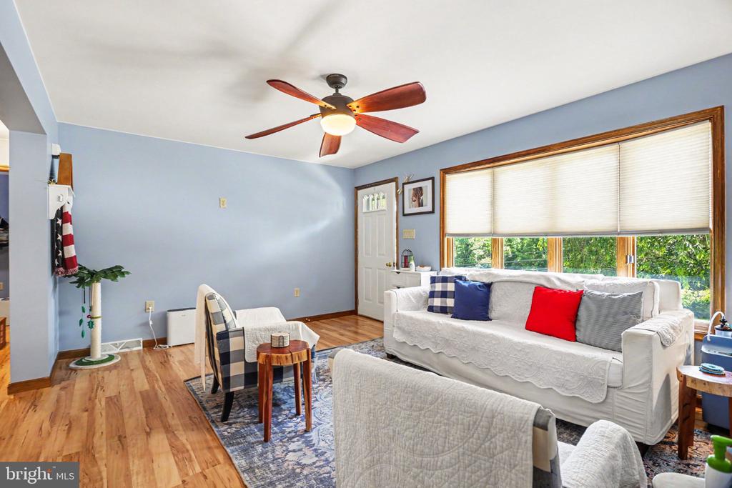 1144 OLD GETTYSBURG PIKE