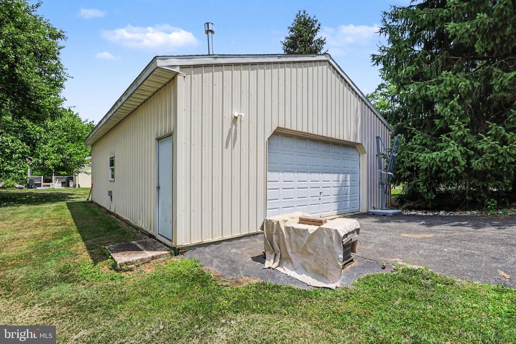 1144 OLD GETTYSBURG PIKE