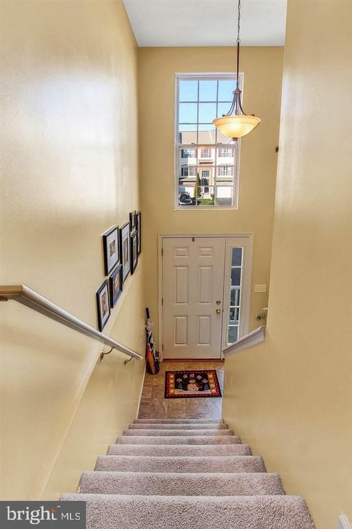 1192 LEDGE DRIVE
