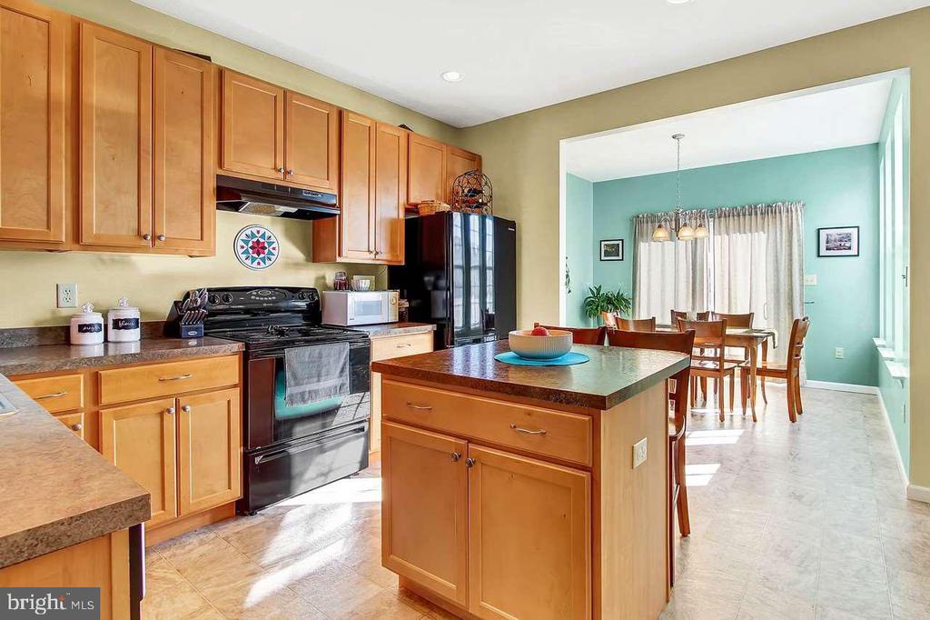 1192 LEDGE DRIVE