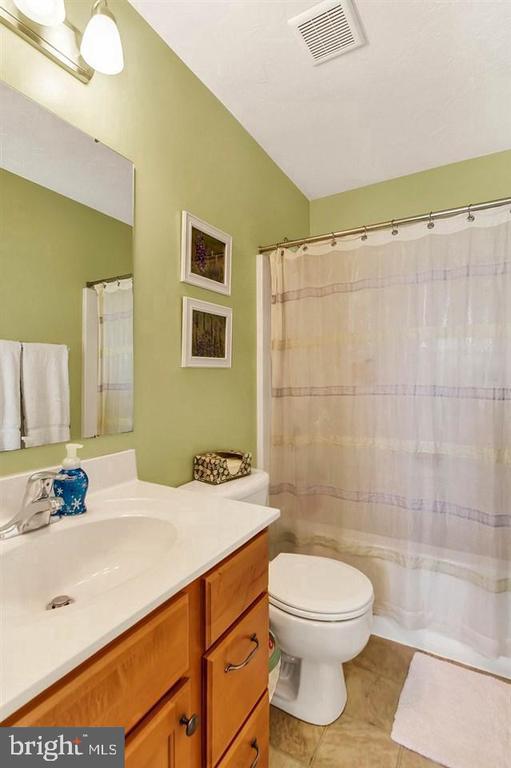 1192 LEDGE DRIVE