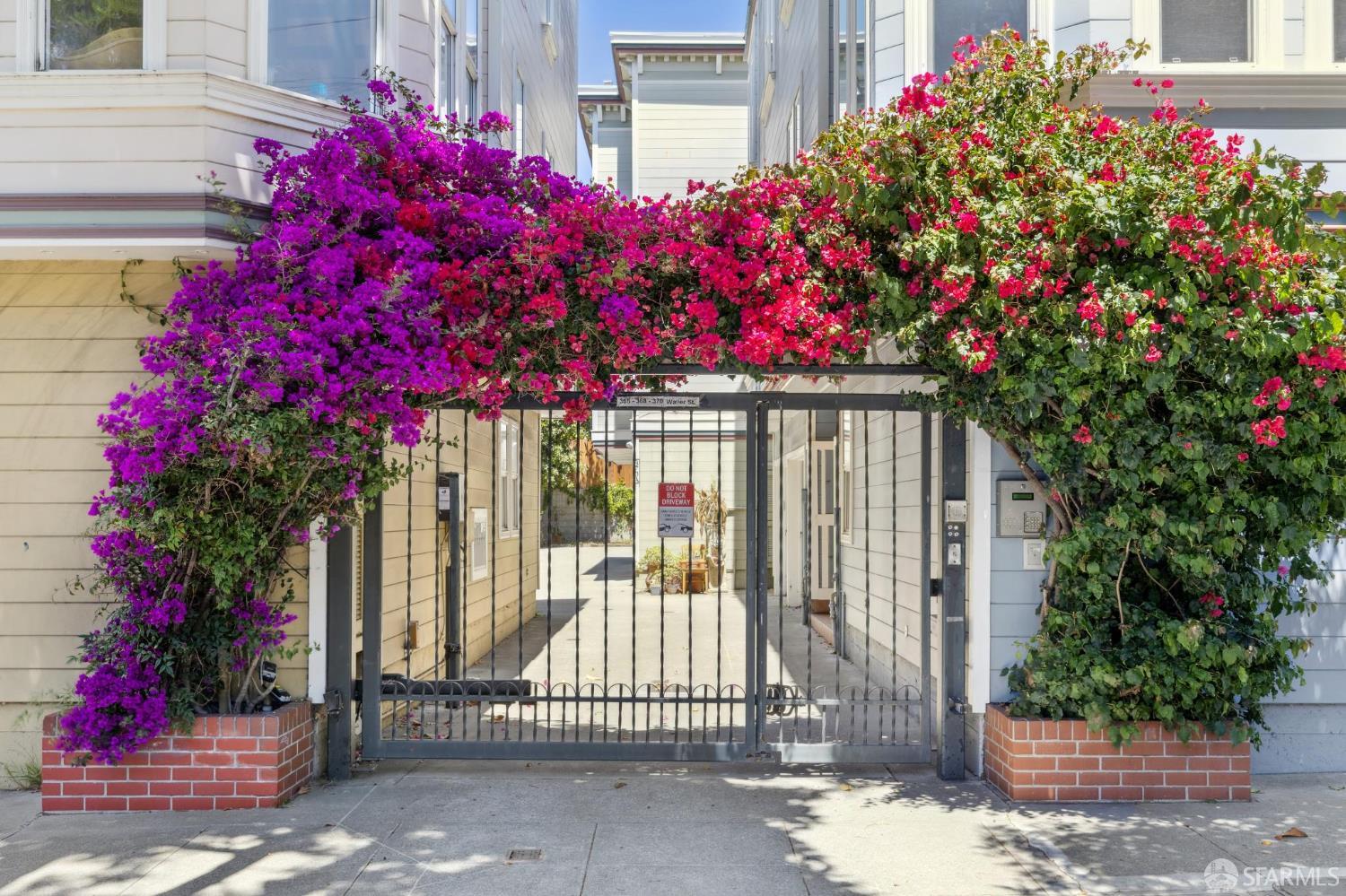 370 Waller Street # 3