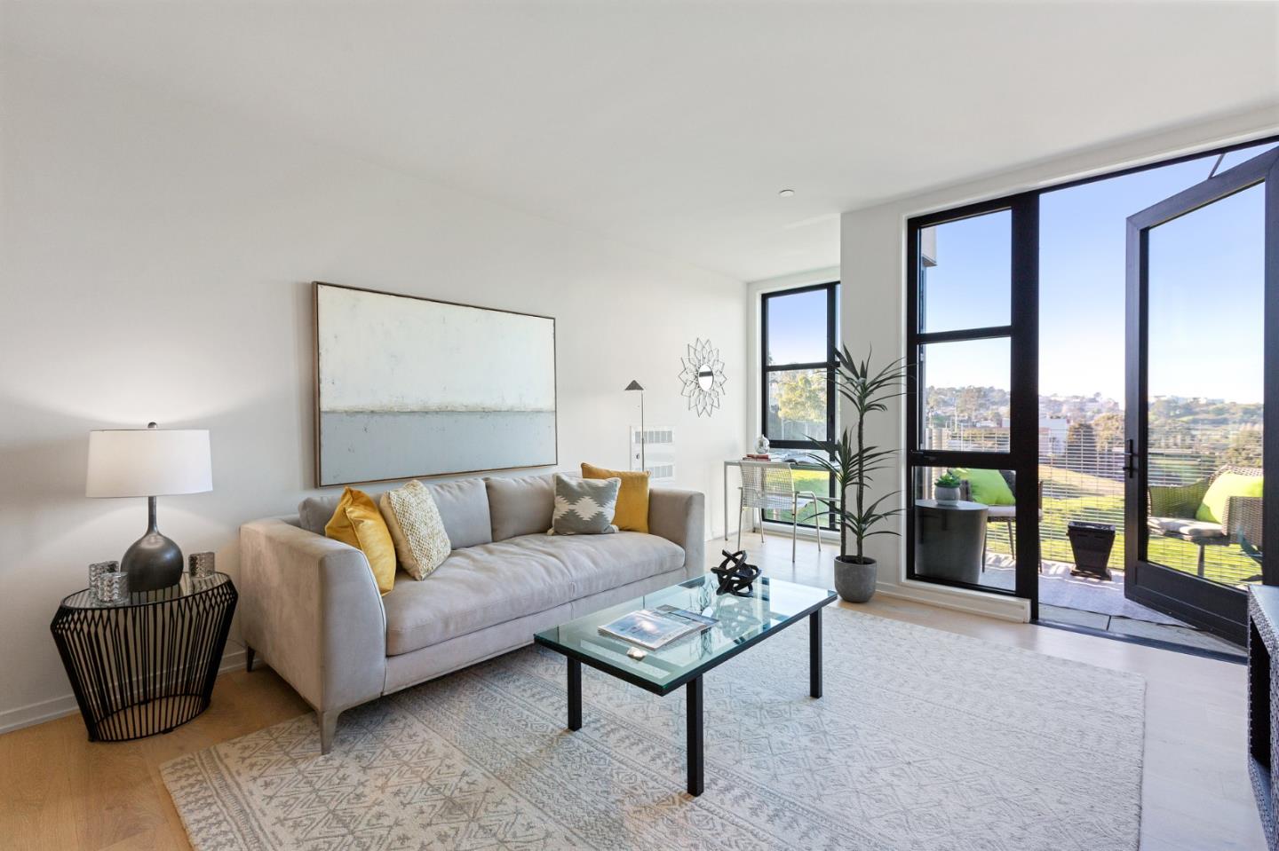 451 Donahue ST 407