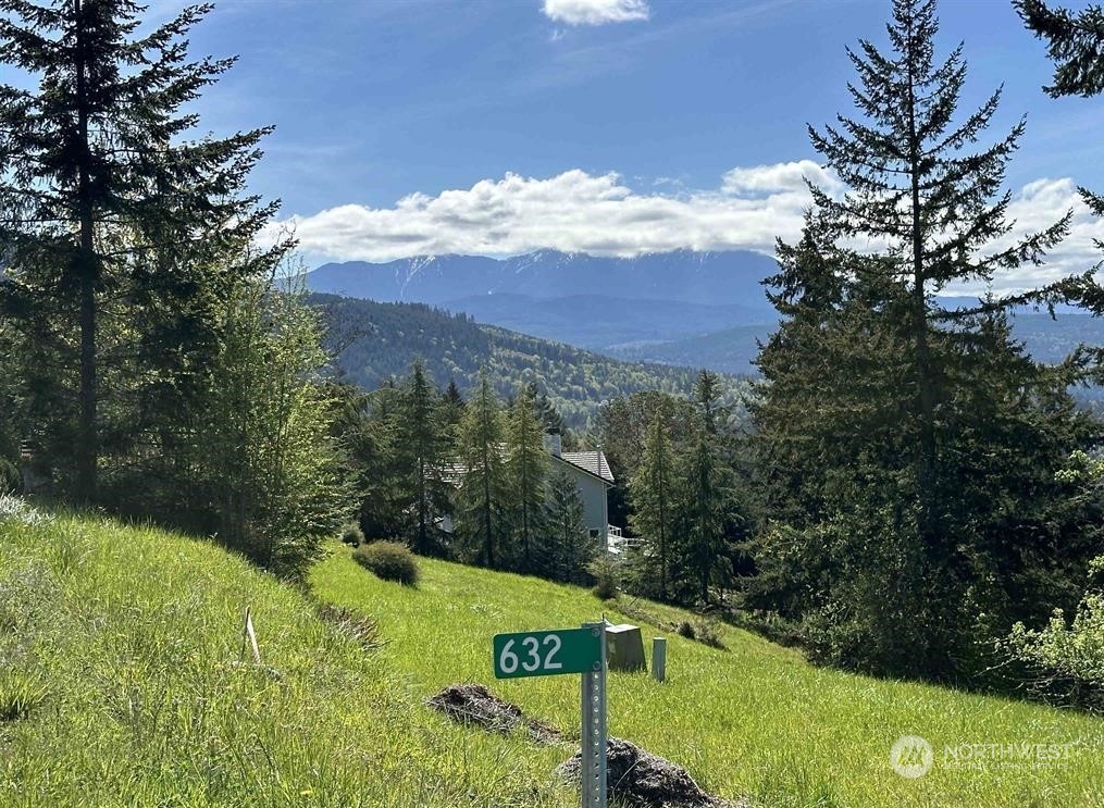 632 Ravens Ridge Road