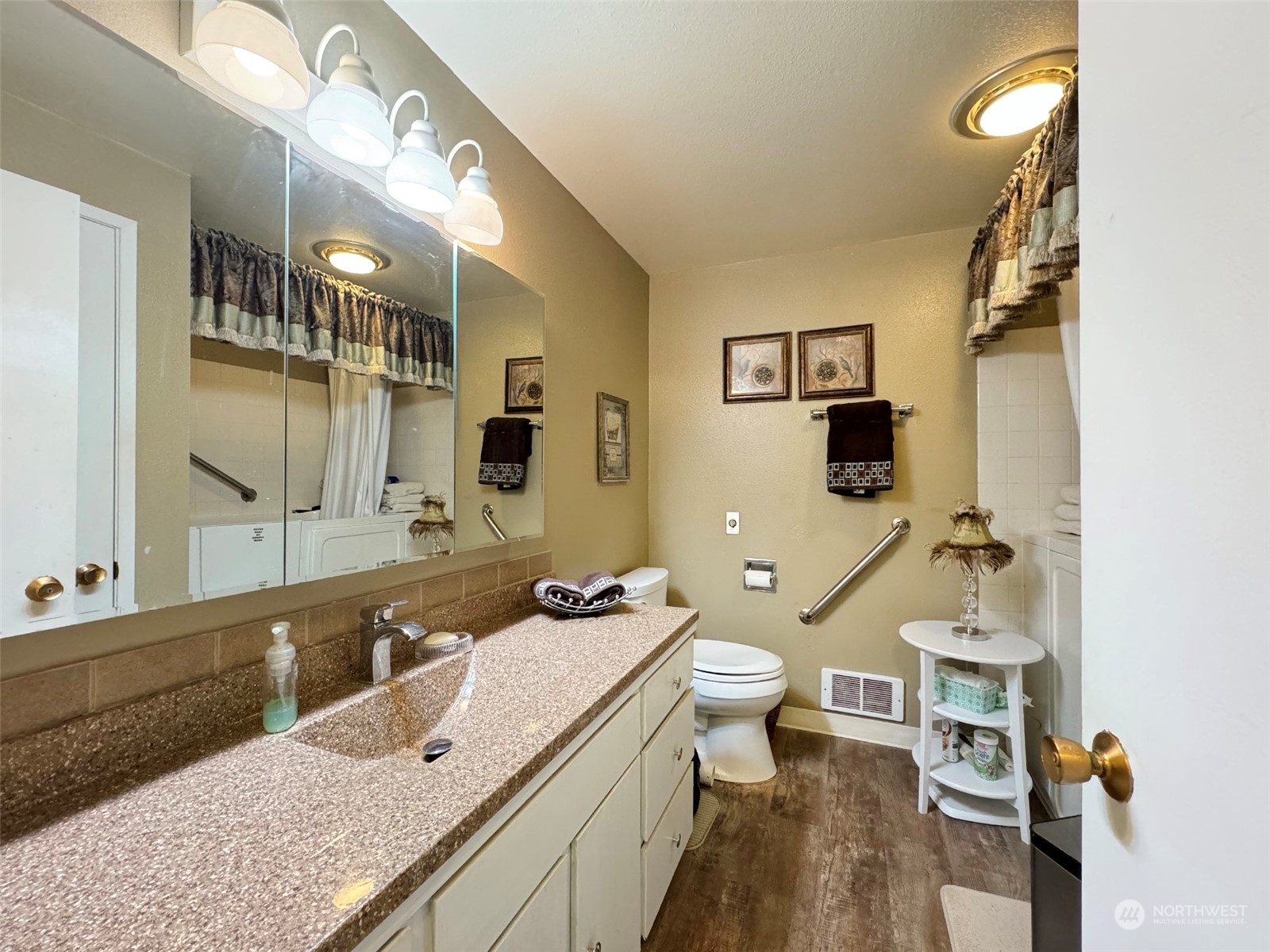 1301 S Third Avenue Unit: 21C
