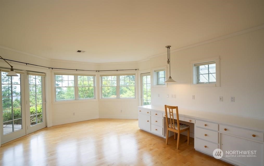 481 Carriage Drive
