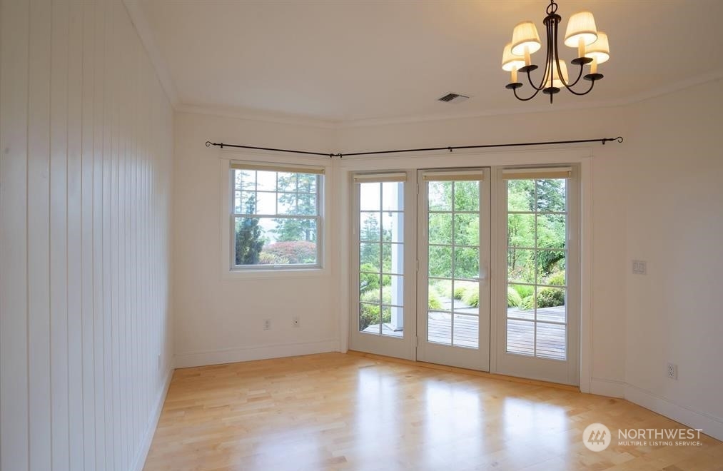 481 Carriage Drive