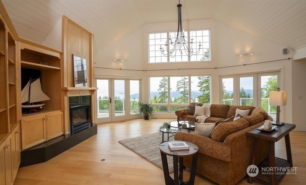 481 Carriage Drive