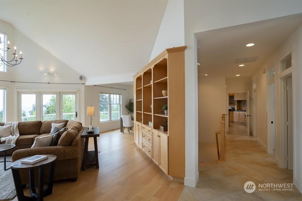 481 Carriage Drive