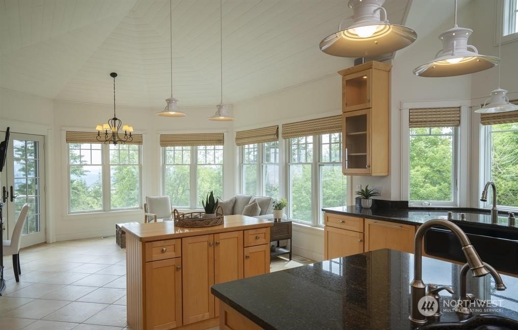 481 Carriage Drive