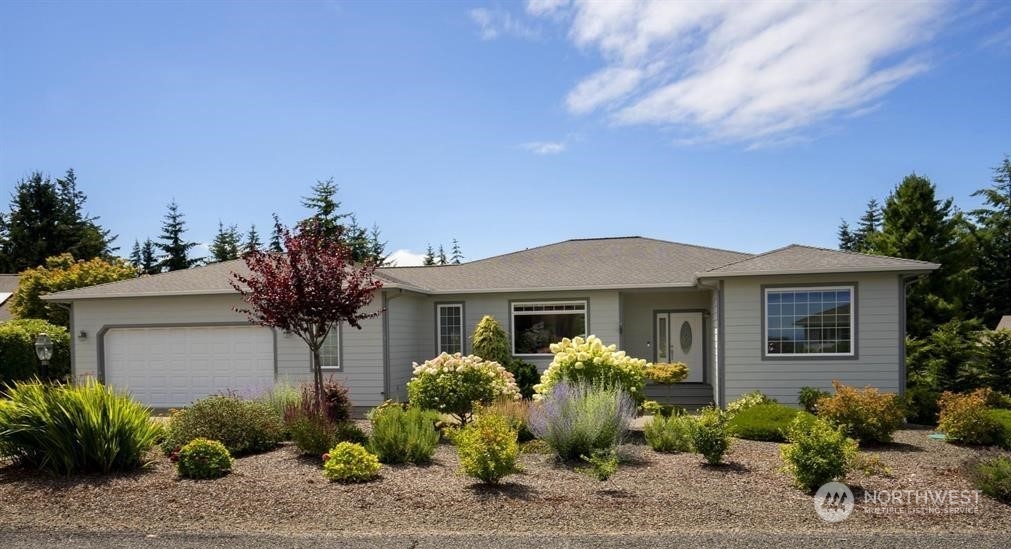 90 Lighthouse View Drive