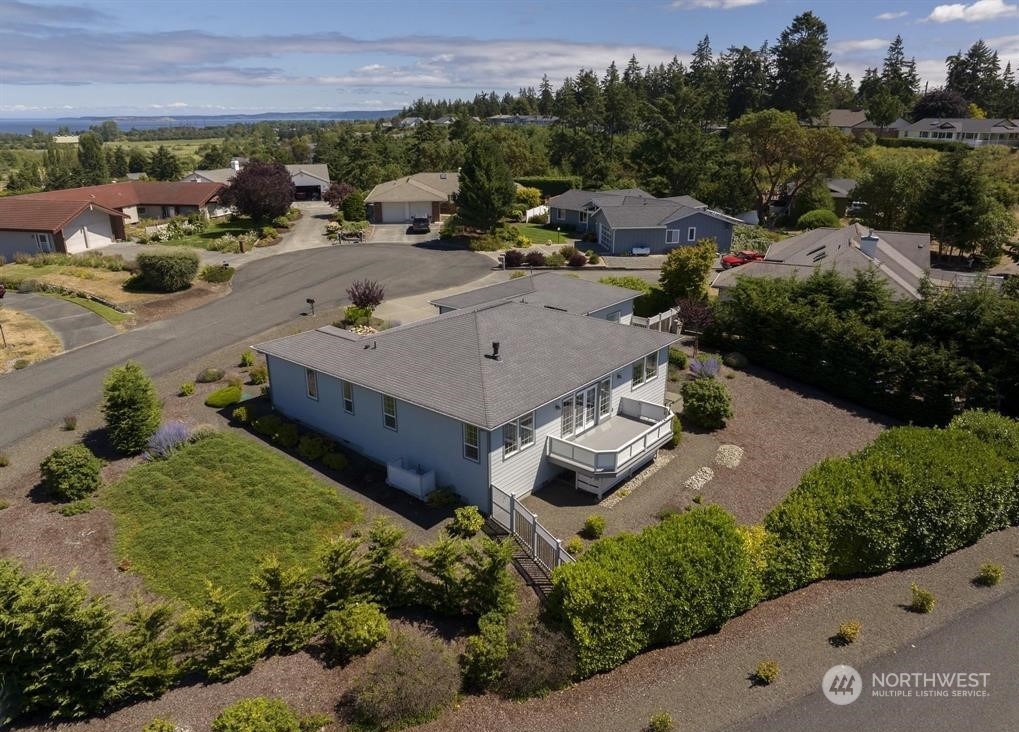 90 Lighthouse View Drive