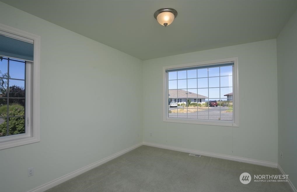 90 Lighthouse View Drive