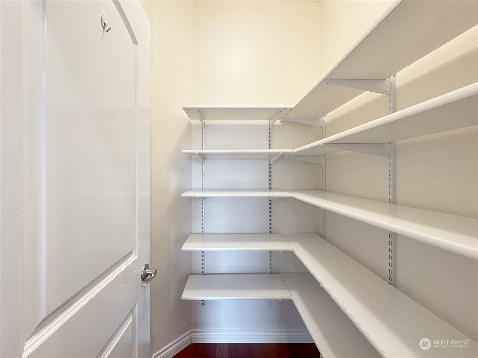 53 Heron Way Unit: 14A
