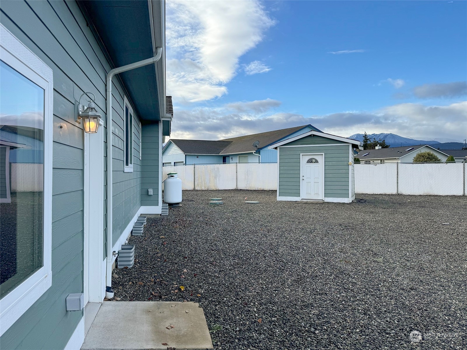 53 Heron Way Unit: 14A