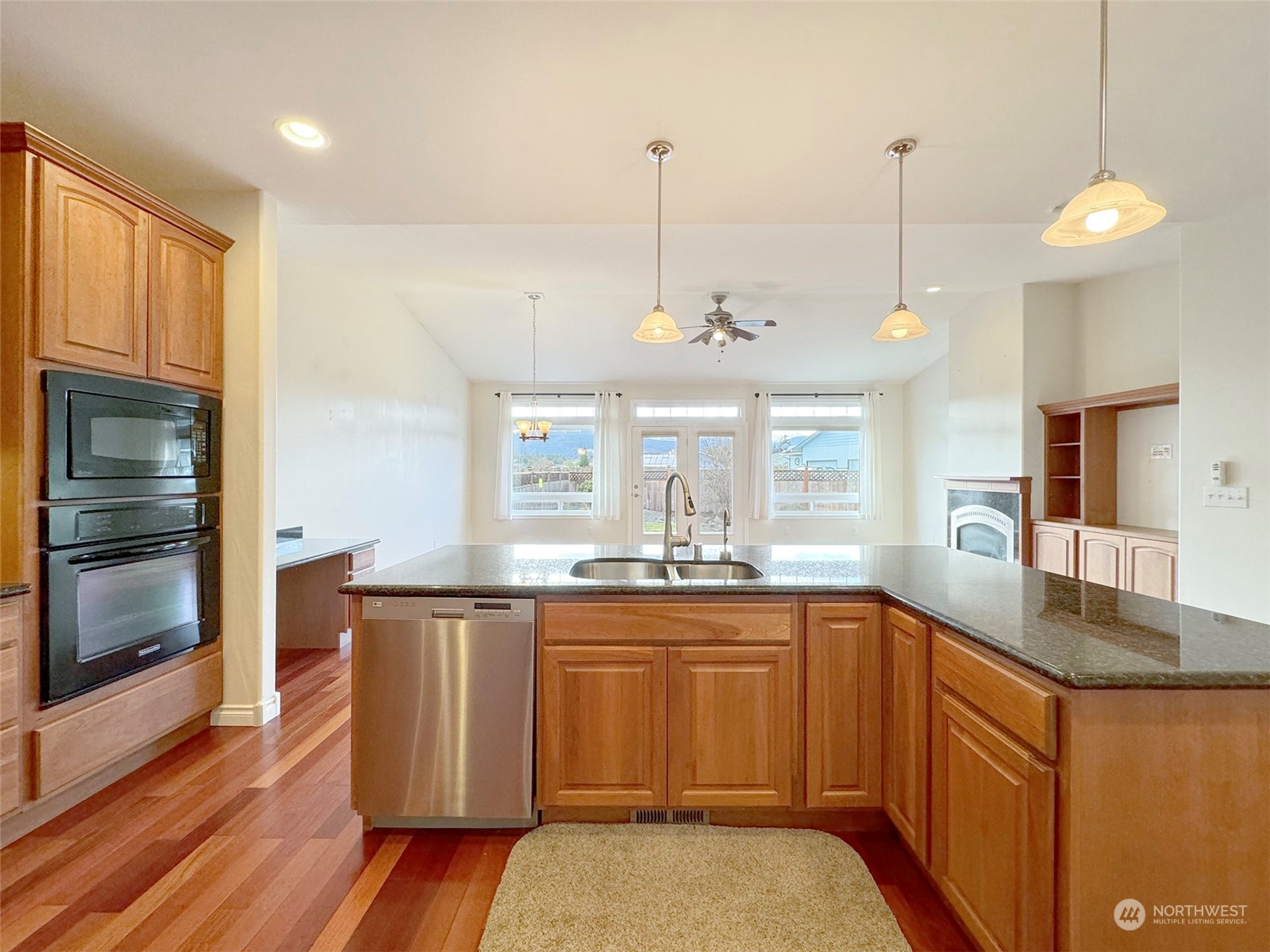 53 Heron Way Unit: 14A
